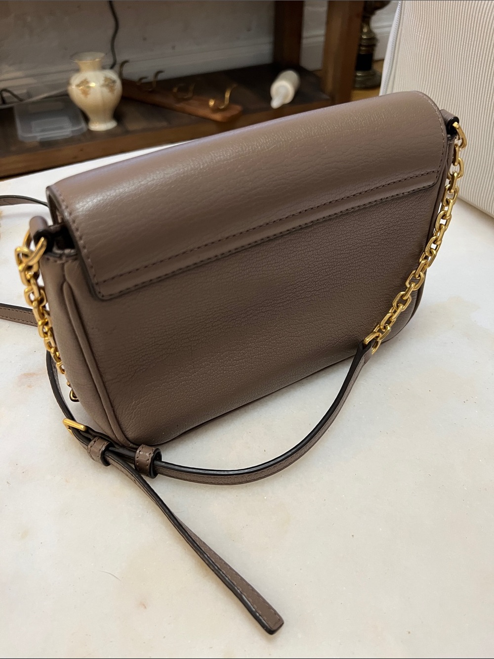Tory Burch Taupe Leather Crossbody with Gold Logo - Picture 5 of 13